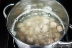 Recept Rýchla polievka s pečeňovými knedličkami - domáce pečeňové knedličky - príprava