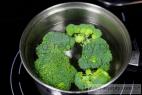 Recept Marinované kuracie kúsky - príprava brokolica