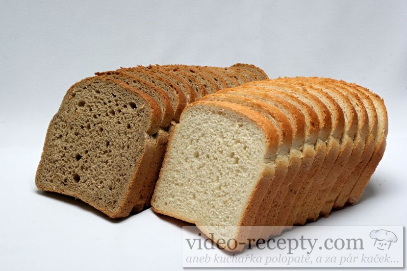 Toastový chléb