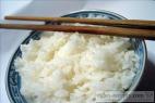 Recept Rýchla varená ryža - varená ryža s čínskymi paličkami